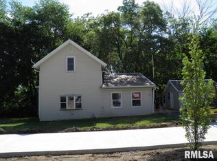 205 S 1st St, Long Grove, IA 52756