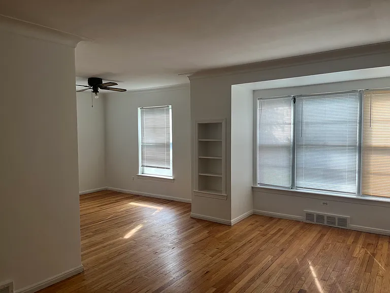 21319 Kingsville St #102 — Photo 7