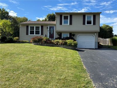 157 Alhan Pkwy, Syracuse, NY, 13209