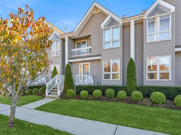 152 I U Willets Road #152, Albertson, NY 11507