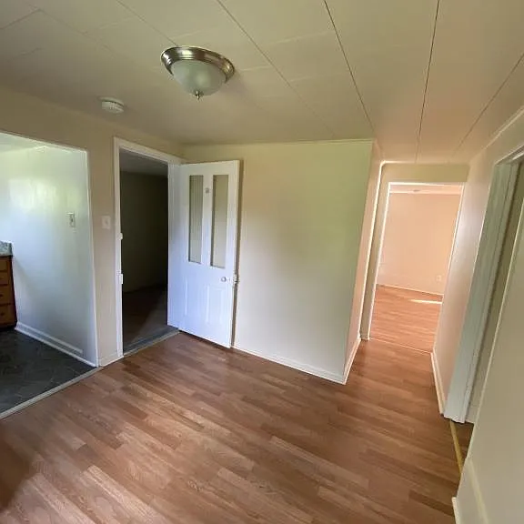 14013 Weaver Ave #B — Photo 9