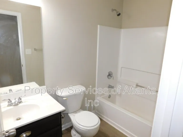 101 Moss Pointe Dr — Photo 7