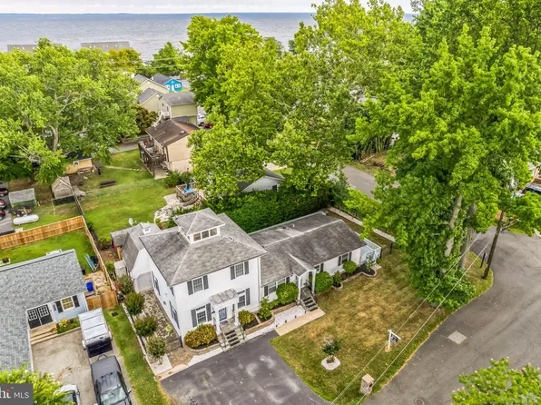 8401 D St, Chesapeake Beach, MD 20732