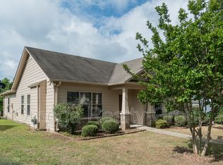 237 Saratoga Ln, Calera, AL 35040