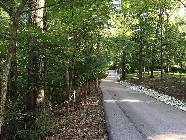 1st image of 909 Orrville Wood Ln