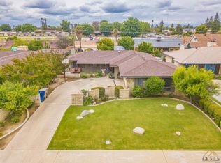 2205 Dayton Ave, Bakersfield, CA
