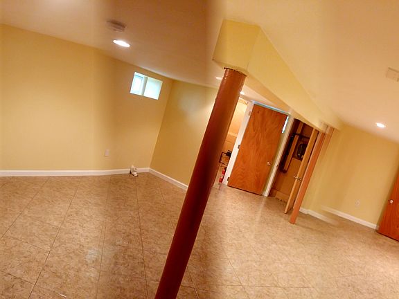 basement 400sqft