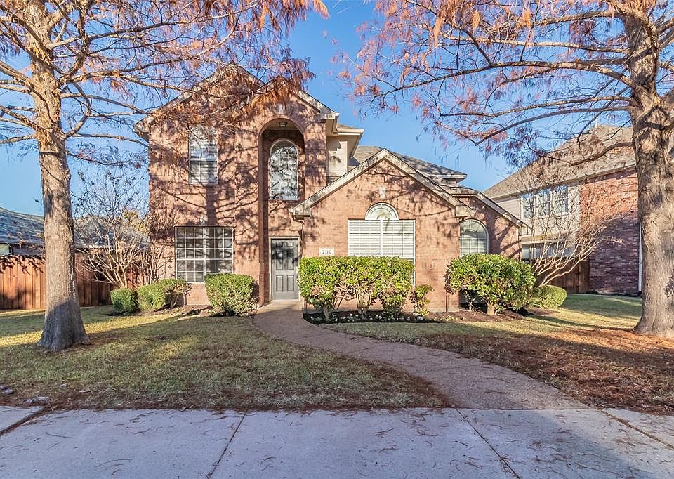 1st image of 2110 Clubview Dr