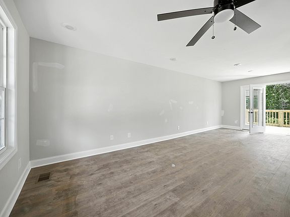 3rd image of 2678 Scott Dr Lot 191