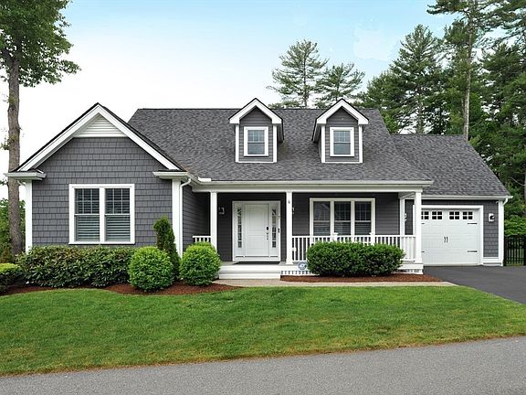 3rd image of 7 Hillcrest Cir #7