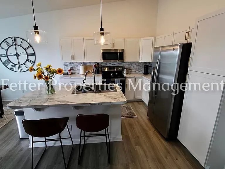 5441 Cameo Dr — Photo 3