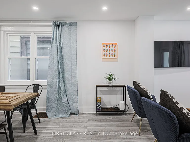 53 Aldridge Ave — Photo 8