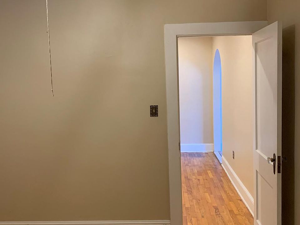 1st image of 106 N Main St #4