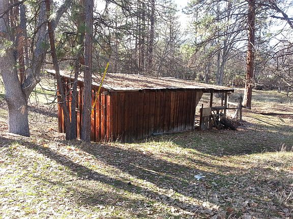 3rd image of 450 Payne Ln