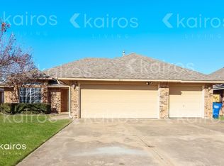 631 Hunters Way, Mustang, OK 73064