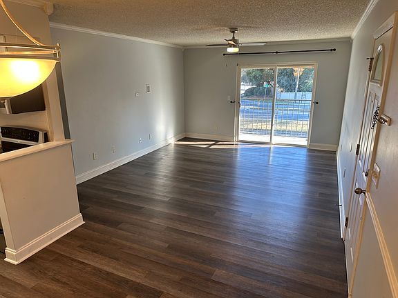 2nd image of 3737 Loretto Rd APT 706