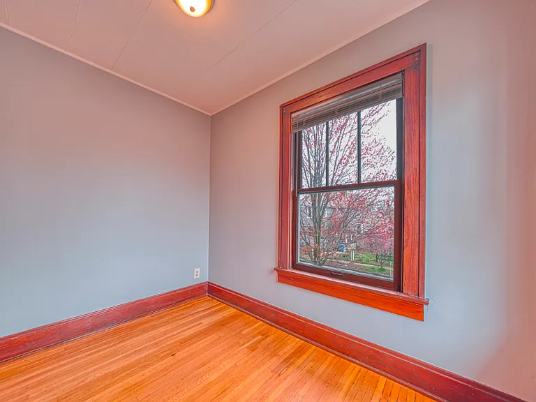 23 Wisconsin Ave #B — Photo 9