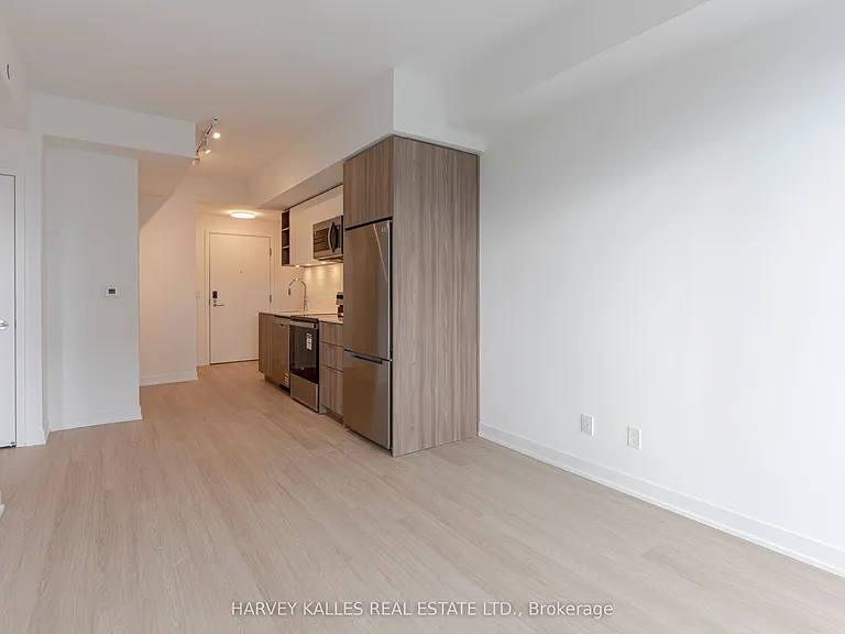 100 Eastdale Ave #1110 — Photo 6
