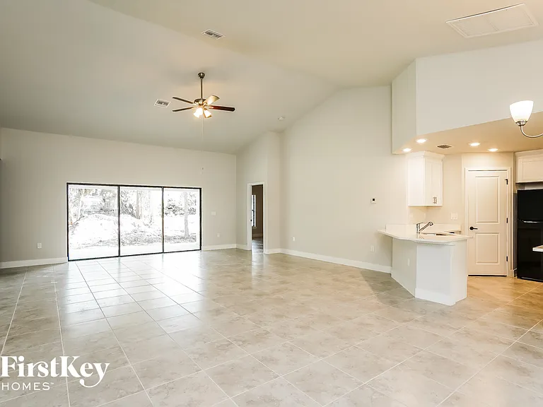 3712 Kittyhawk Dr — Photo 2