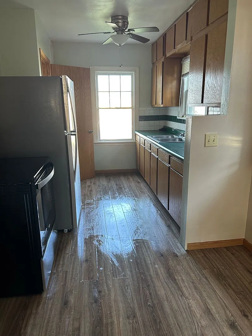 Updated 3-Bedroom Home — Photo 3