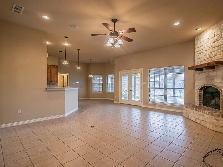 5957 Stacy Ln — Photo 9