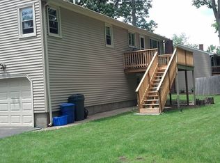 6 Freedom Ct, Johnston, RI 02919