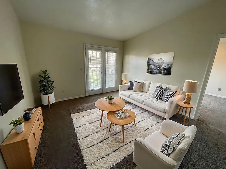 2550 N Alafaya Trl #4201 — Photo 4