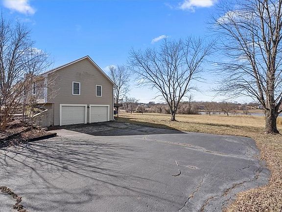 3rd image of 25204 S Blinker Light Rd