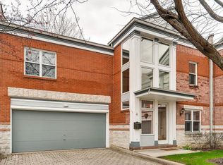 4 Eaton Ct, Elmhurst, IL 60126