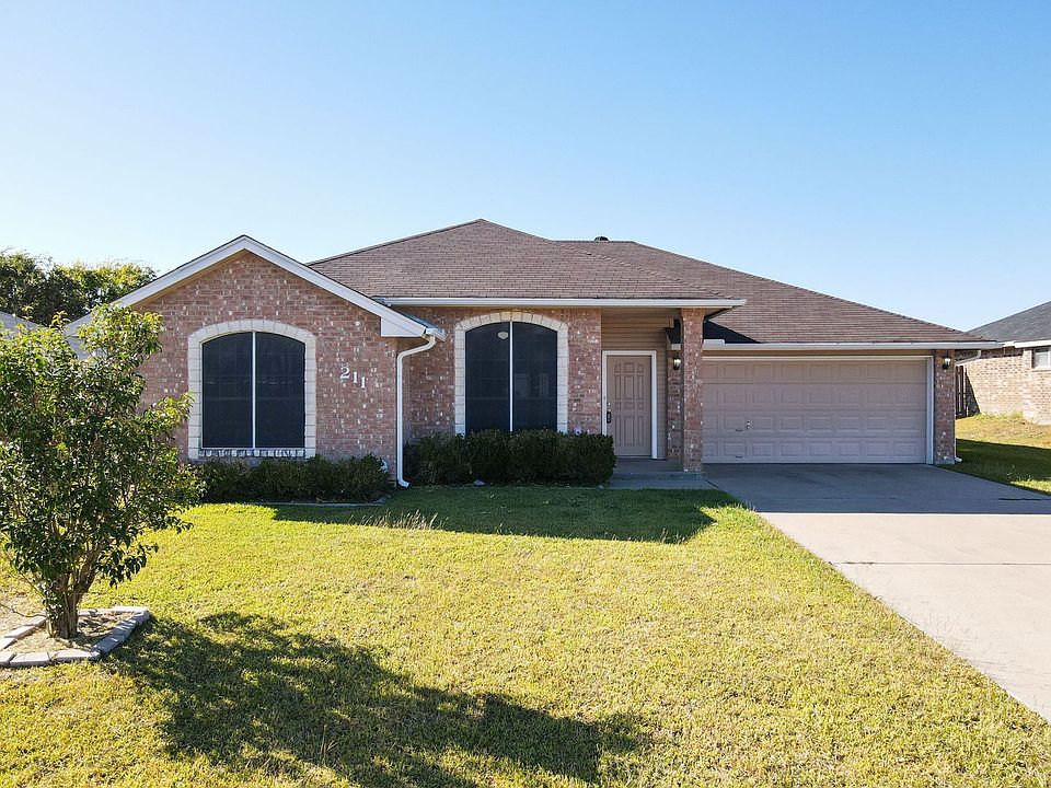 1st image of 211 Sims Ridge Dr
