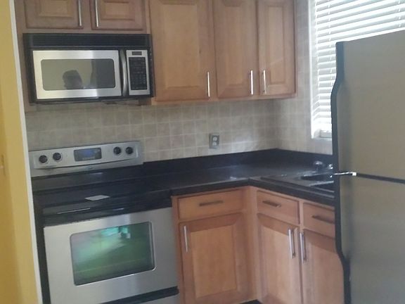 2nd image of 1801 S Treasure Dr APT 124
