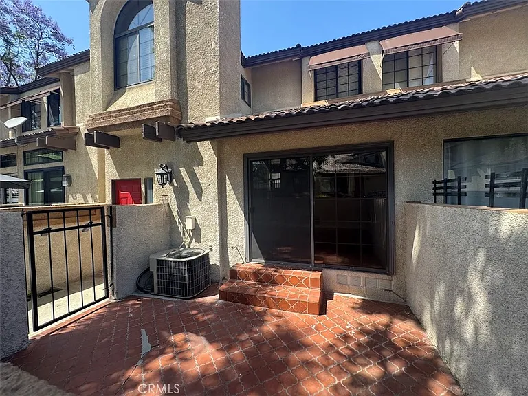 17 Mesquite Pl — Photo 1