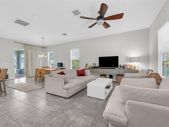5th image of 7189 SUMMERLAKE GROVES STREET