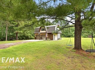 5791 Sheridan Rd, Vassar, MI 48768