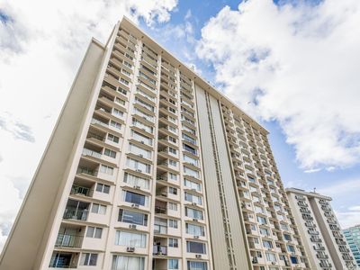 747 Amana St APT 404, Honolulu, HI, 96814