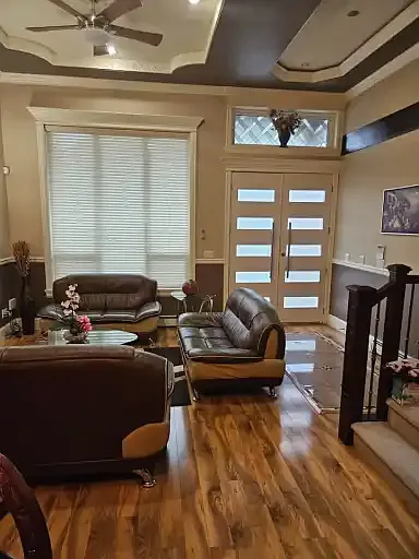 5 bed, 4.0 bath, 2900 sqft, $4,250 — Photo 3
