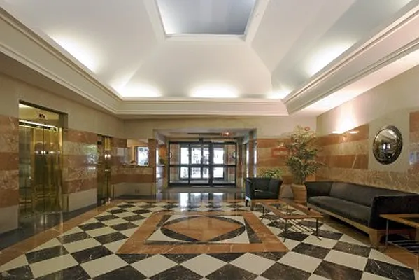 Rented by Classic Marketing- 530 Park1 | media 31