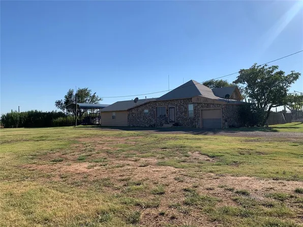 1954 E Tamarack Rd, Altus, OK 73521