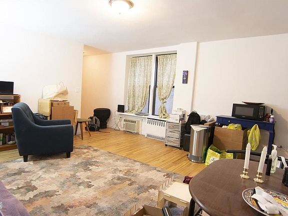 2nd image of 29 W 84th St APT 1A