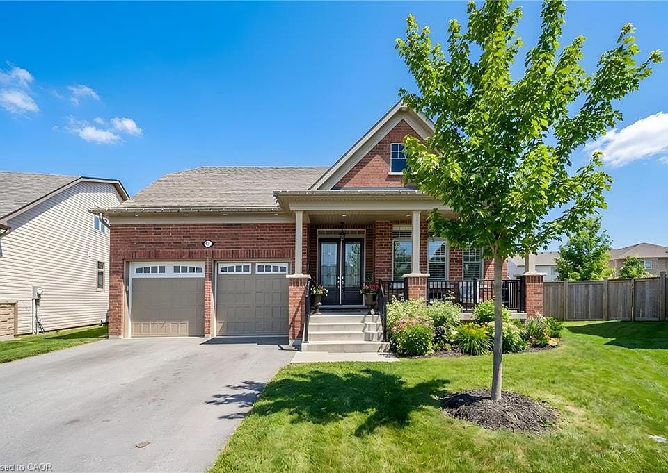 1st image of 31 Conlin Ct