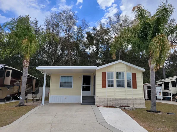 3751 Laurel Valley Blvd #94, Zephyrhills, FL 33542