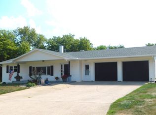 2114 Crestview Dr, Denison, IA 51442
