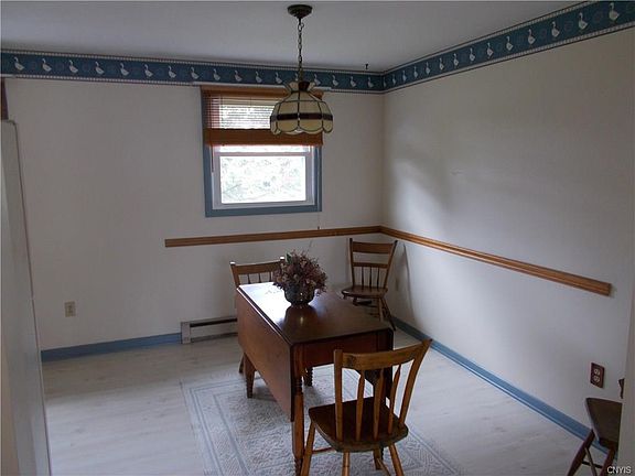 3rd image of 6837 Crystalwood Dr