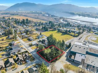 34870 Dewdney Trunk Rd, Mission, BC V2V6S2
