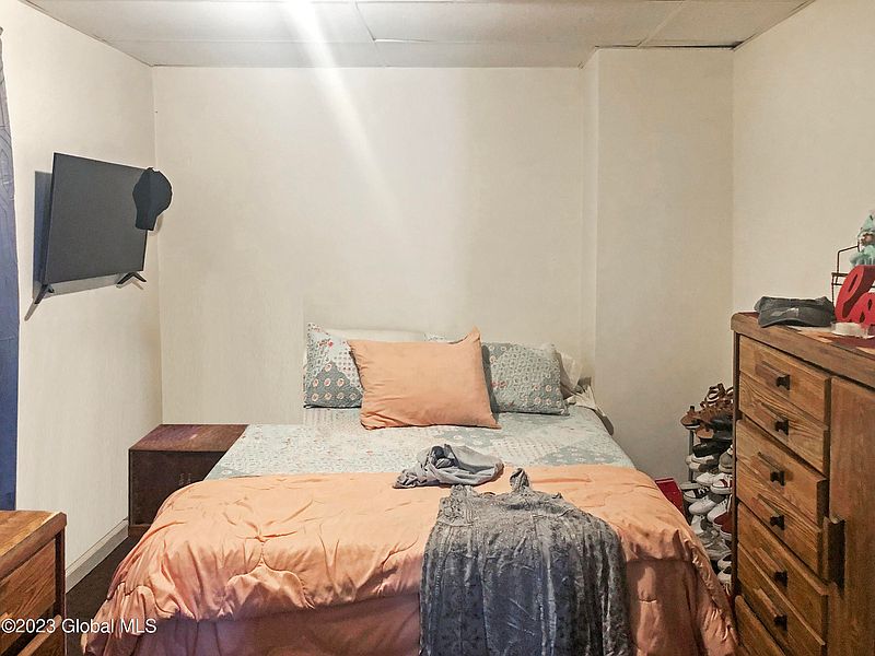 2nd image of 244 Bleecker Street
