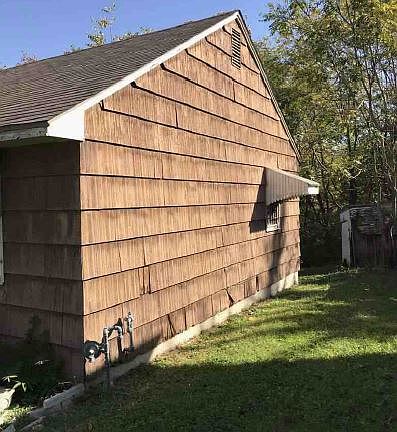 4th image of 7101 Myrtle Ave