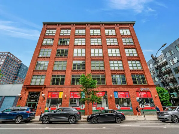 1017 W Washington Blvd #7APH, Chicago, IL 60607