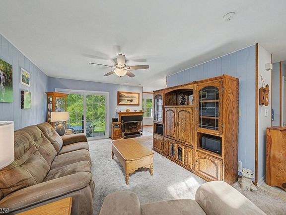5th image of 3 Weatherhill Rd