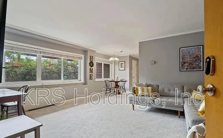 1521 S George Mason Dr #1 — Photo 2
