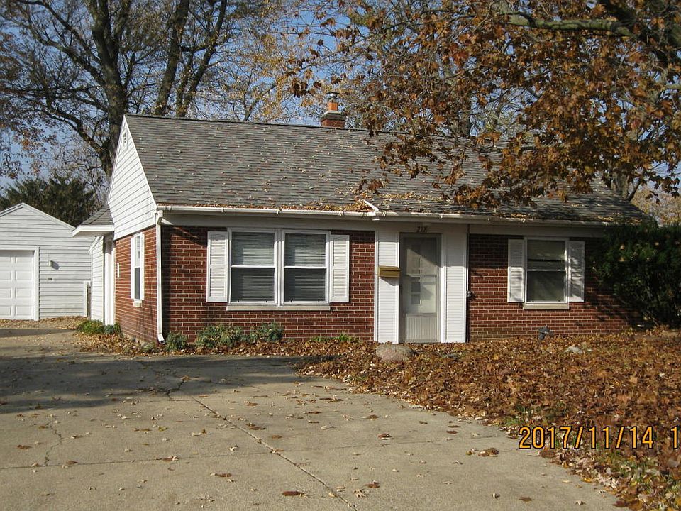 1st image of 218 22nd St S